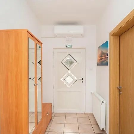 Biser Mora Rogoznica (Sibenik-Knin)