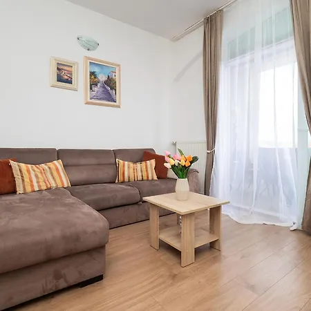 Biser Mora Rogoznica (Sibenik-Knin)