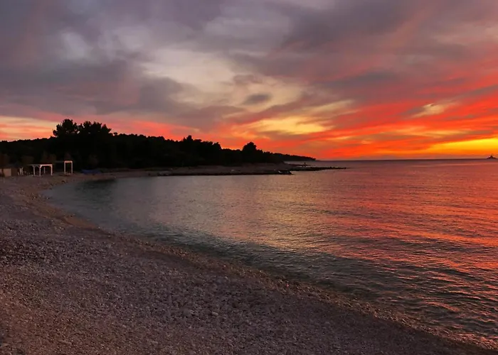 Biser Mora * Rogoznica (Sibenik-Knin)